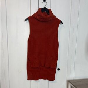 Banana Republic Sleeveless Cowl Neck tunic Sweater - Deep rusty orange - small